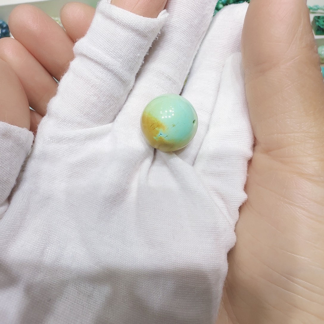 绿松石未镶嵌原矿绿松石