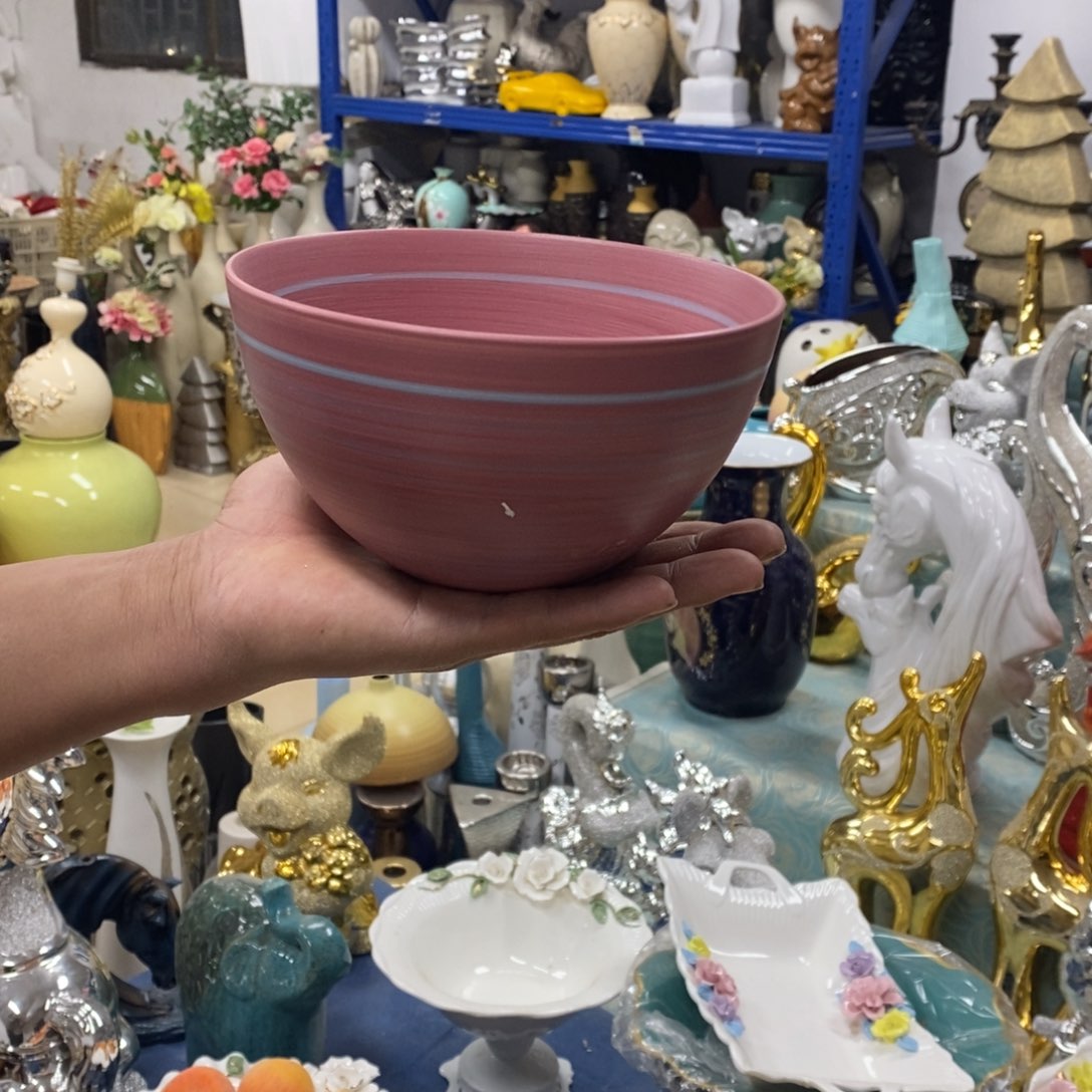 摆件陶瓷材料摆件工艺