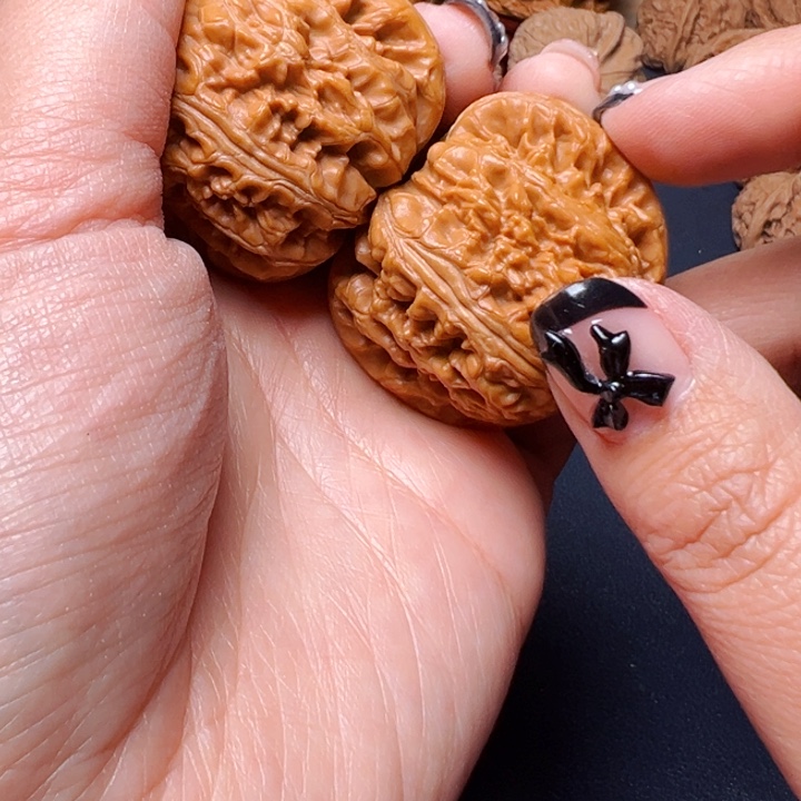 文玩核桃吊坠平谷元宝41.5