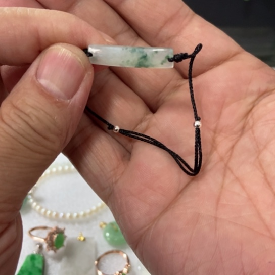 夜***尘翡翠未镶嵌手绳好看有微瑕