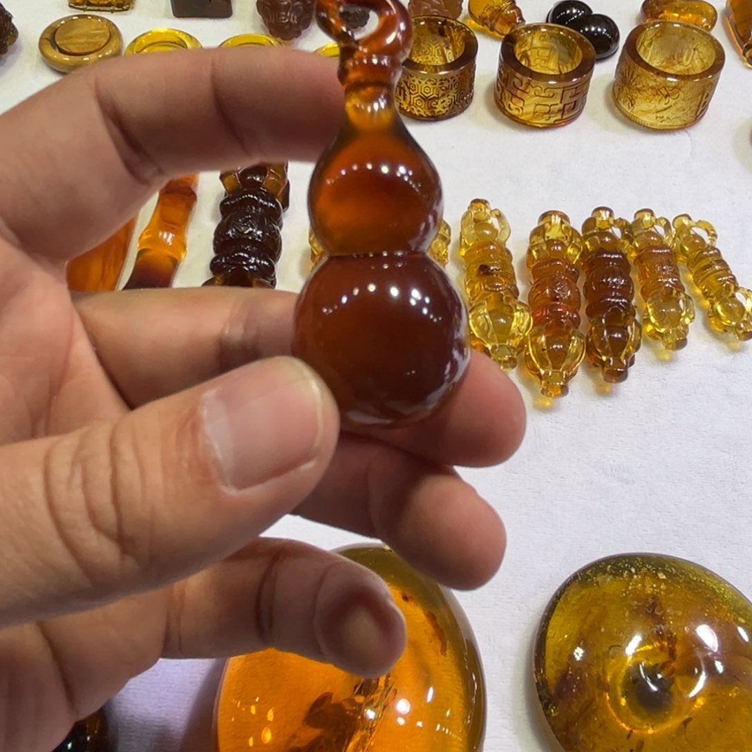 琥珀颈饰未镶嵌琥珀吊坠