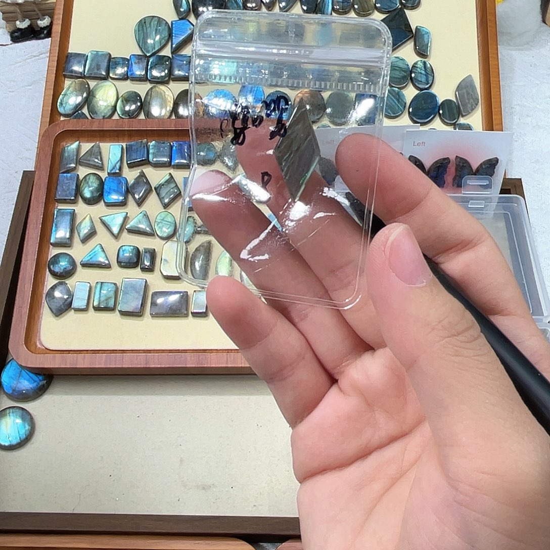 嘤***嘤长石裸石拉长石菱形