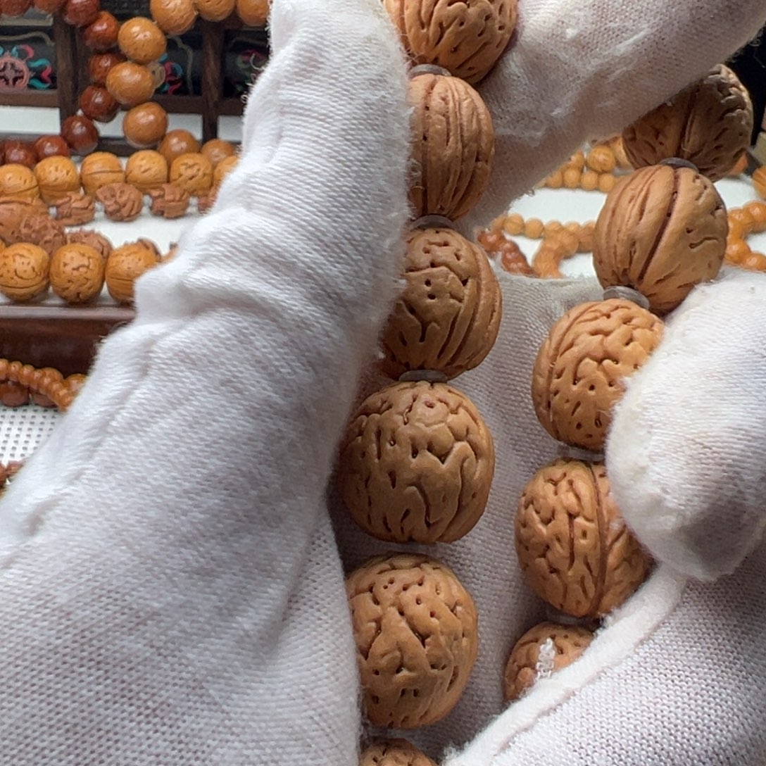 大***毛桃木东北野生蚕蛹手串