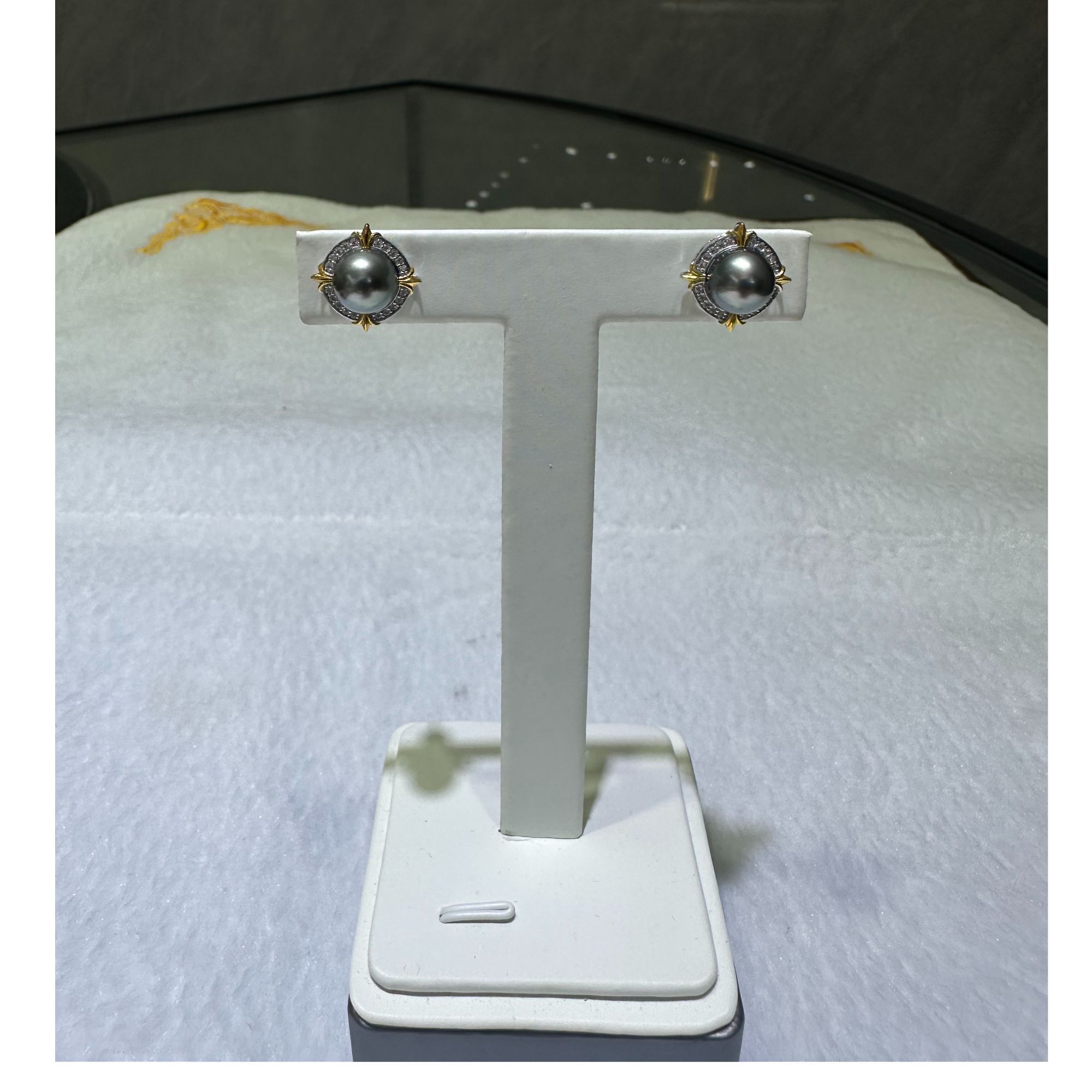 【格格专属福利】特选大溪地黑珍珠耳钉【多样性发货】