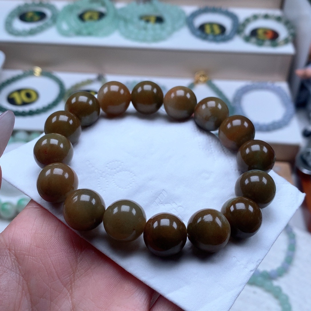 看***攘翡翠未镶嵌手串焦糖色13.3