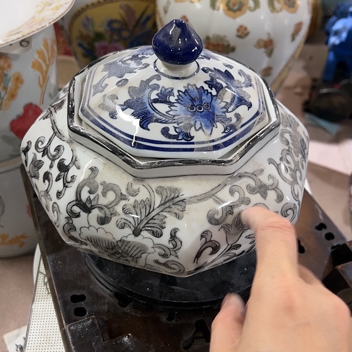 瓷片瑕。。。。。。。。。。。。。。。。