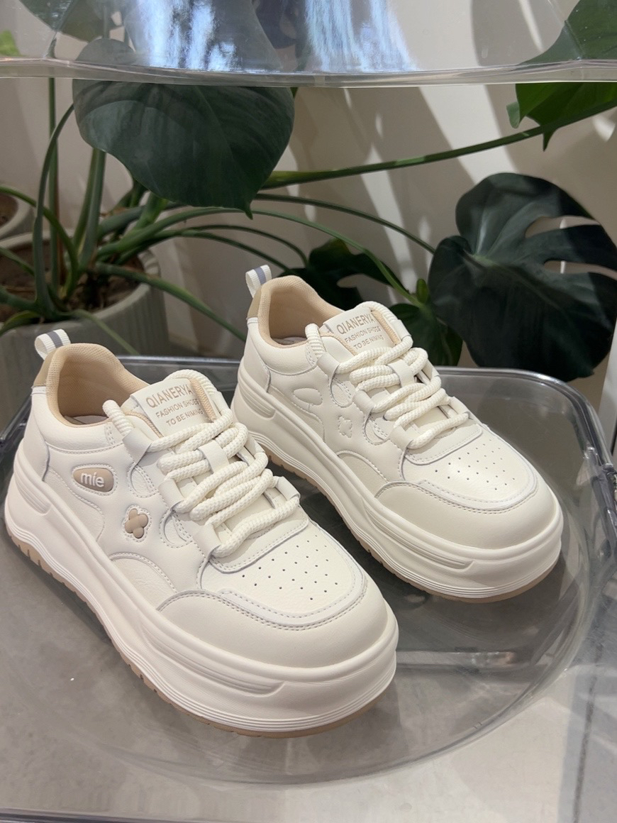 实拍！真皮超轻百搭小白板鞋262007