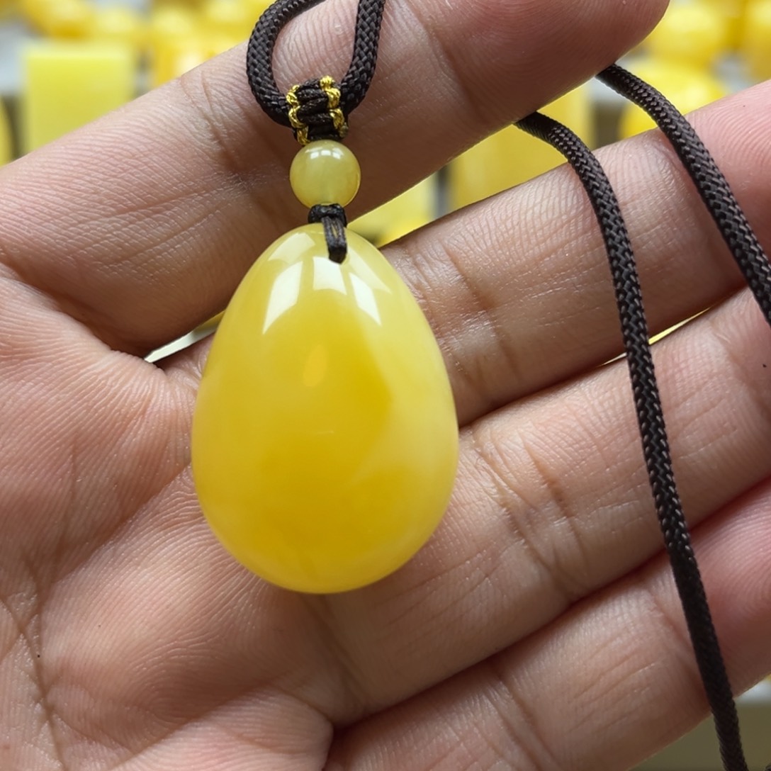 蜜蜡珠宝奇石未镶嵌