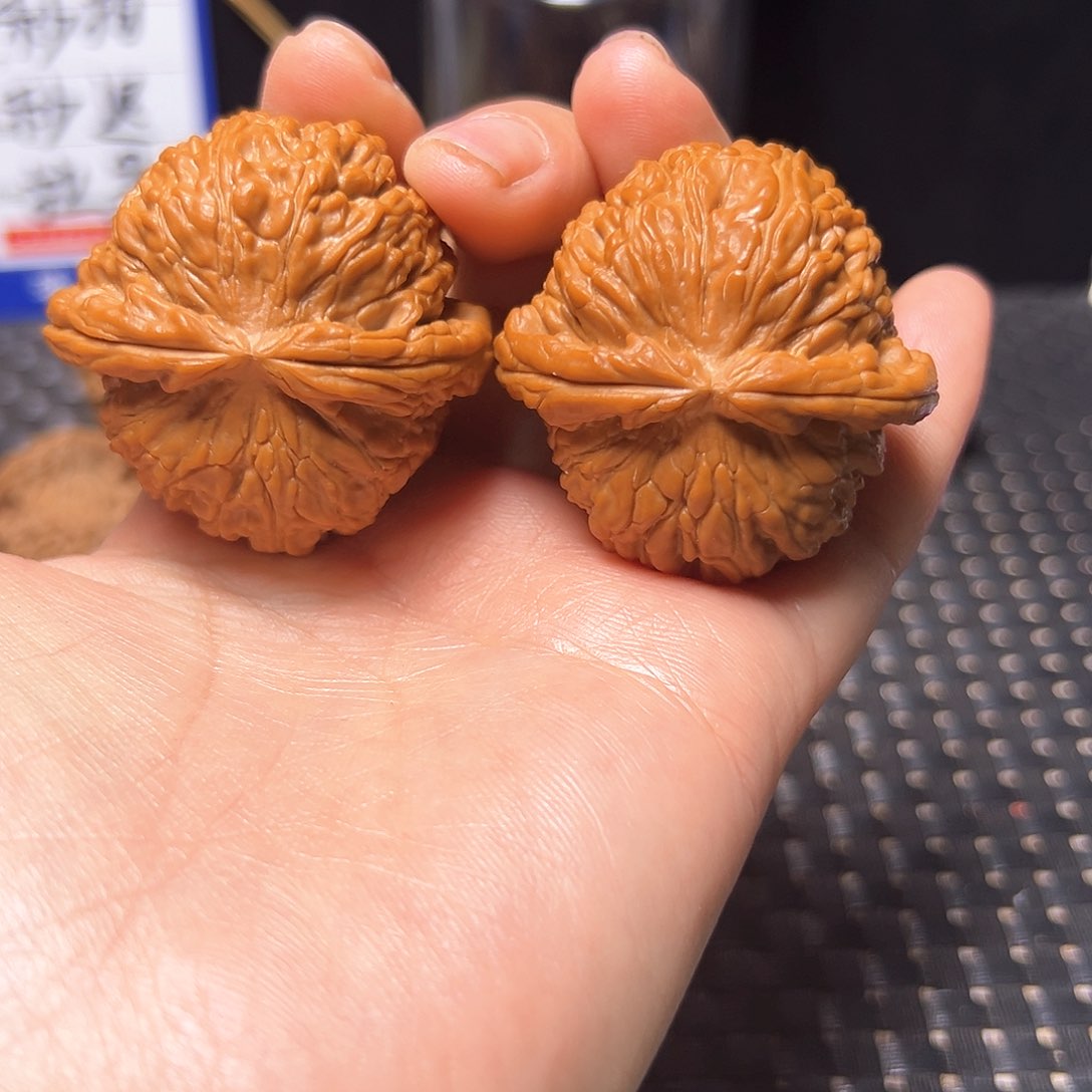 文玩核桃把件43白狮子全