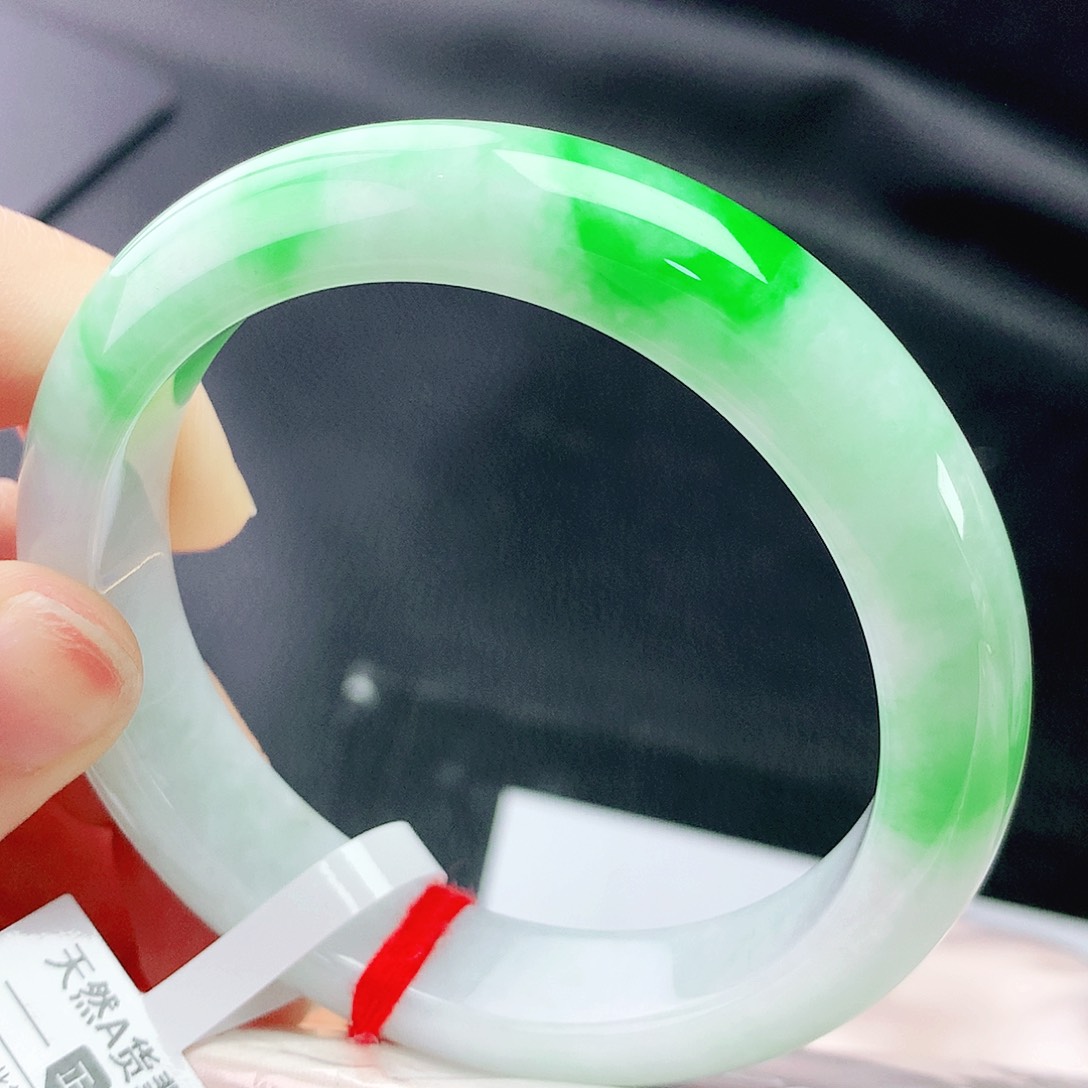 未镶嵌手镯翡翠57圈