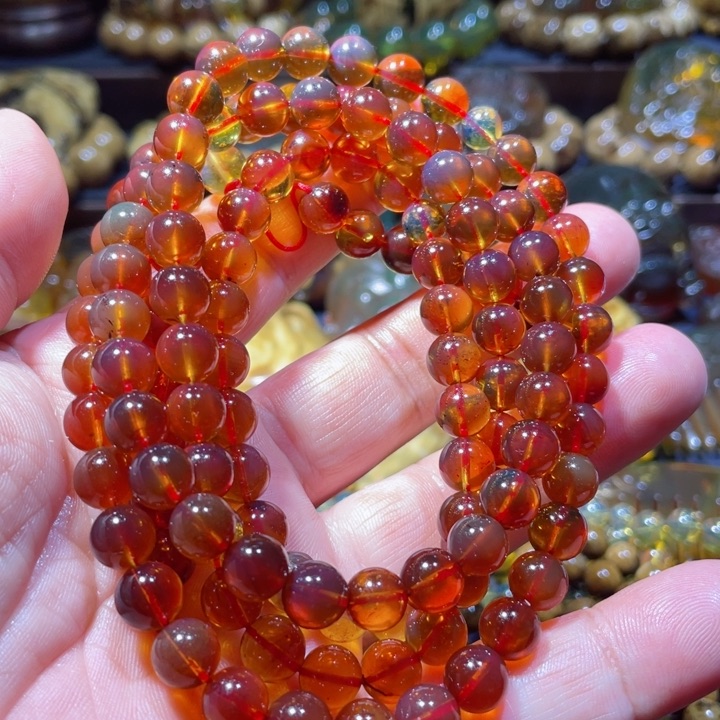 琥珀手链未镶嵌傲****?