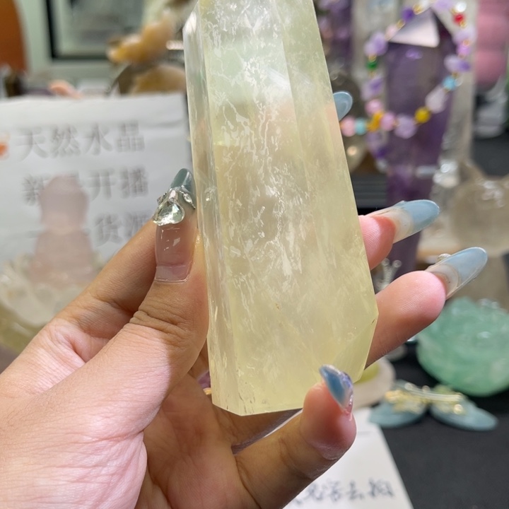 水晶摆件未镶嵌黄