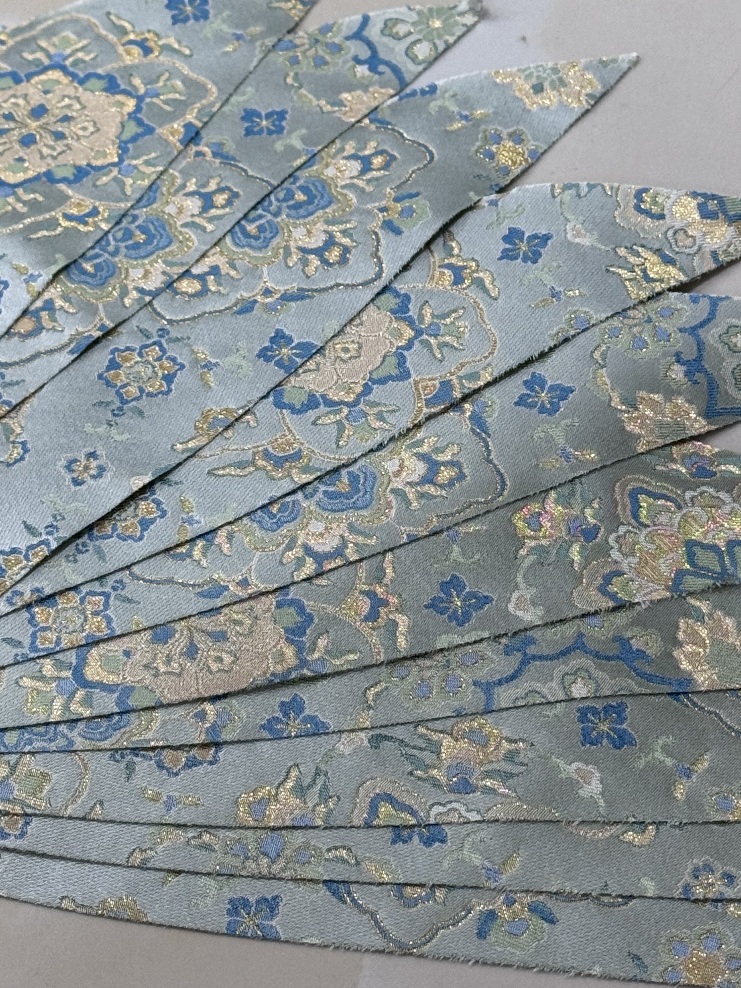 宋锦桑蚕丝丝绸布料国风面料刀口料