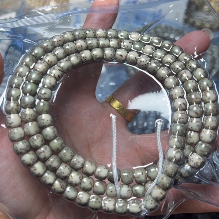 星月菩提手串石玉76脖挂