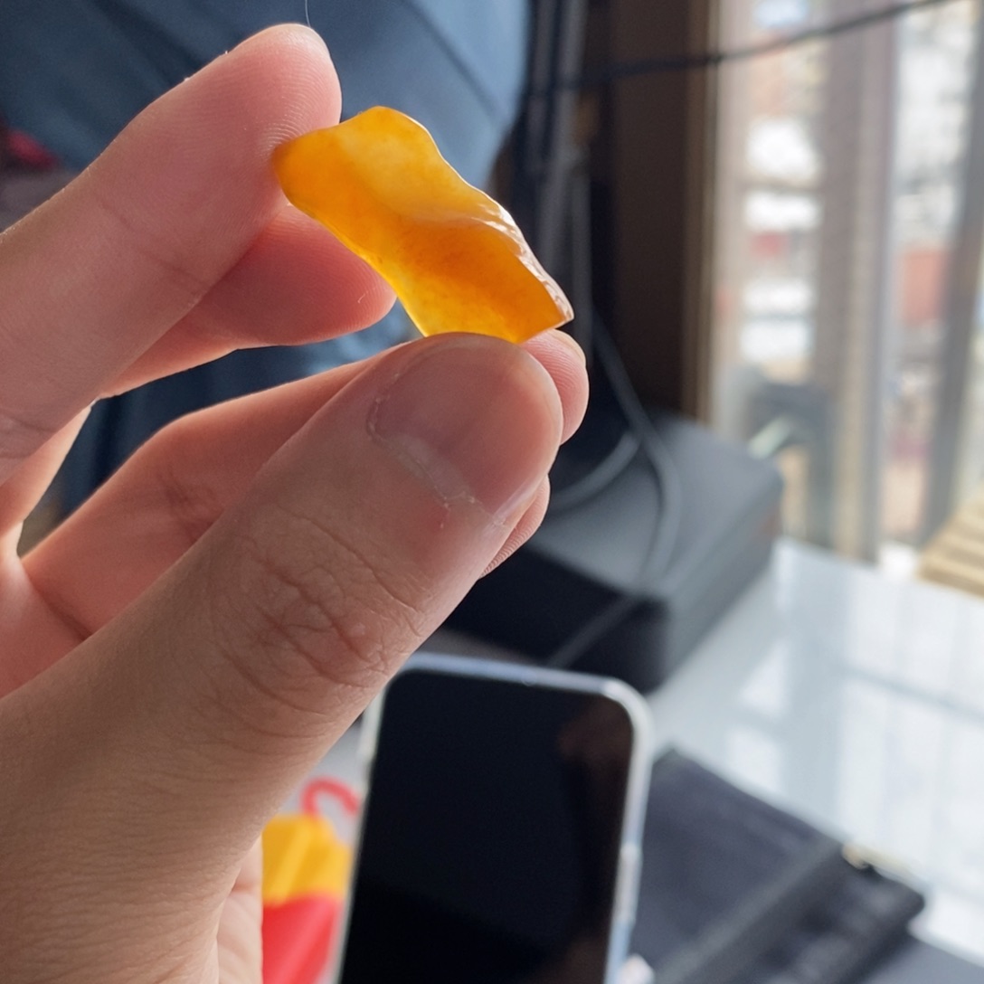 定制翡翠未镶嵌天然冰种红黄翡随形