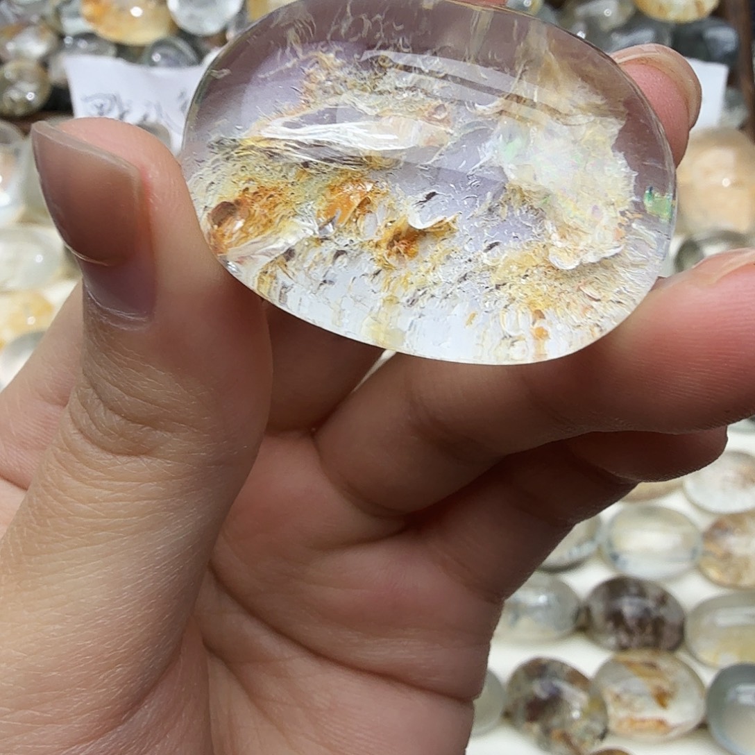 羊***地水晶未镶嵌珠宝半成品