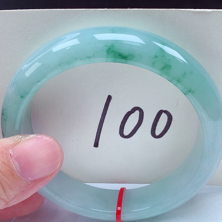 翡翠未镶嵌手镯翡翠