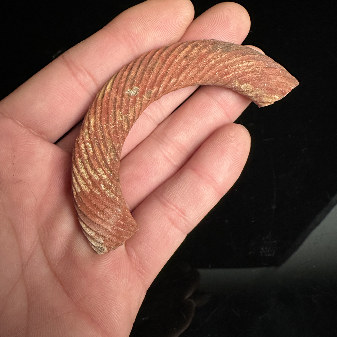 汉和田玉绞丝环残件