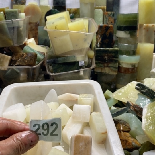 【闪购商品】未镶嵌蛇纹石玉珠宝玉器S***y