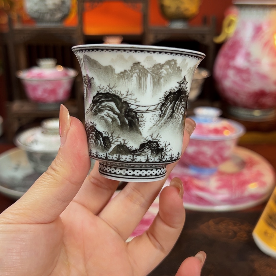 陶墨彩轻舟已过万重山 主人杯