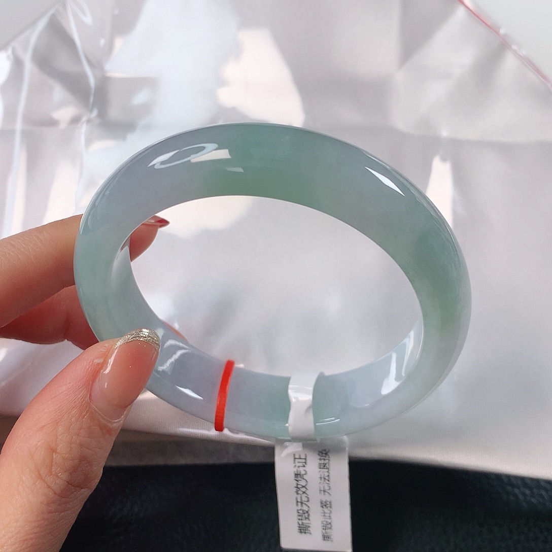 翡翠手镯未镶嵌 正圈①⑦⑤