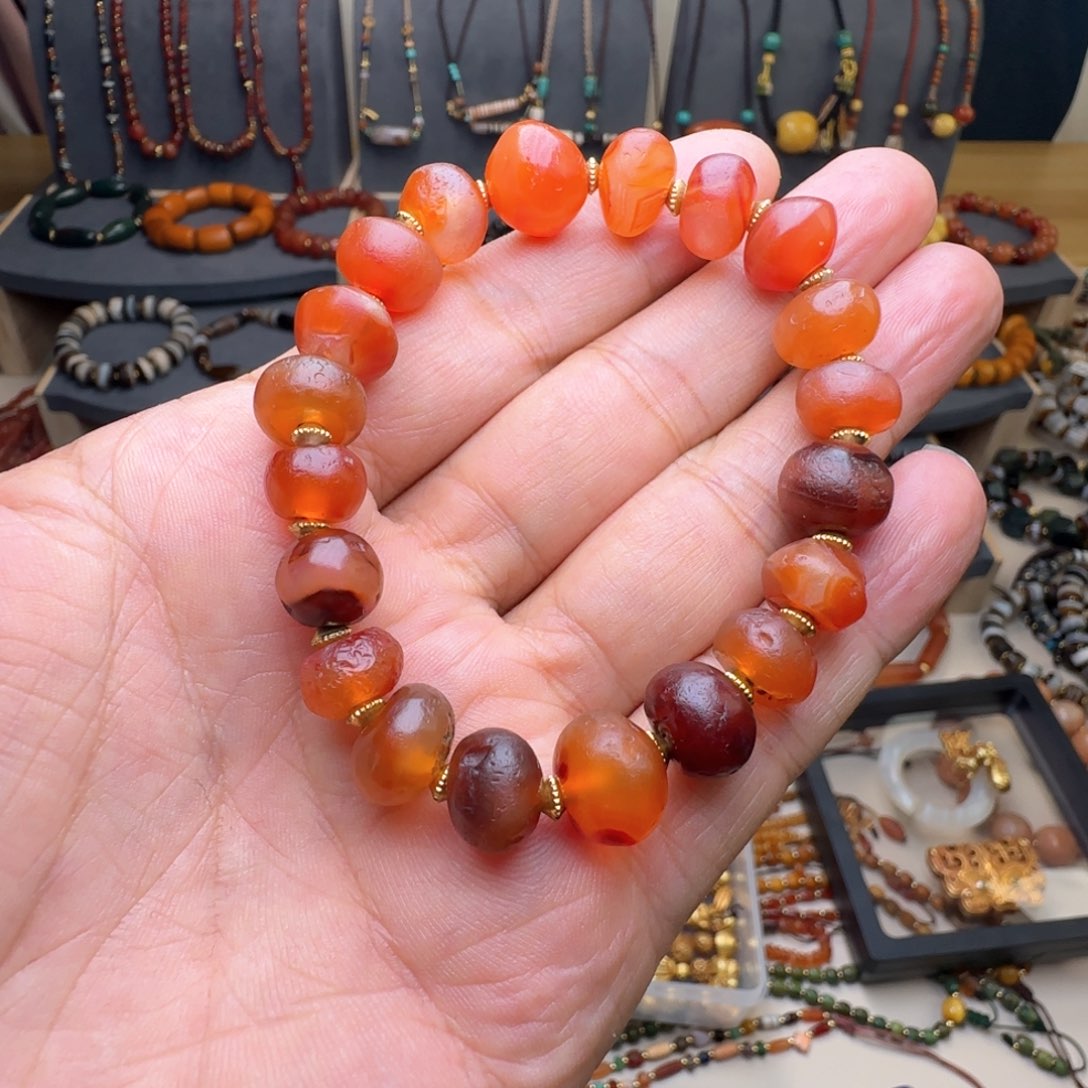 玛瑙/玉髓颈饰未镶嵌