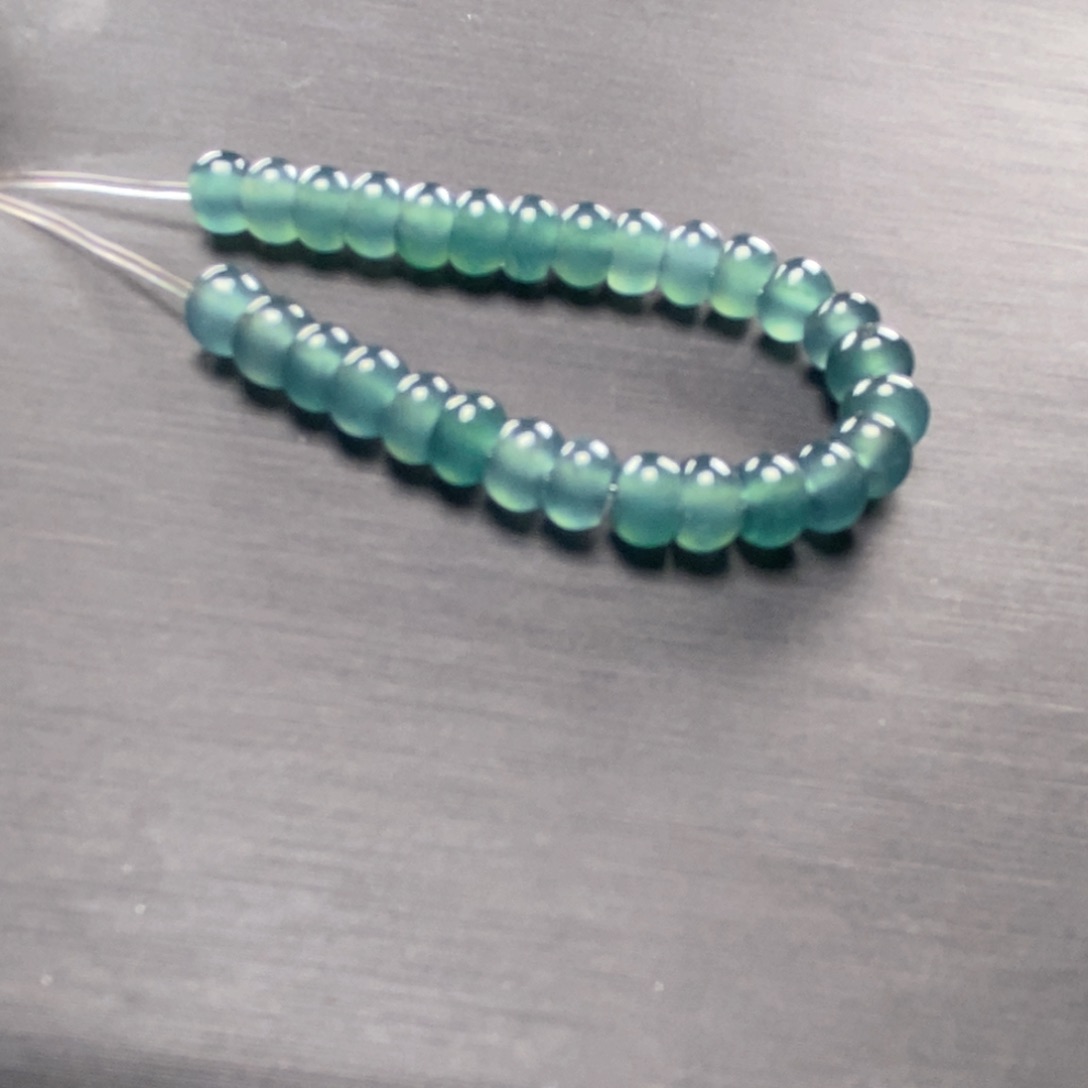 翡翠手串未镶嵌算盘珠55颗