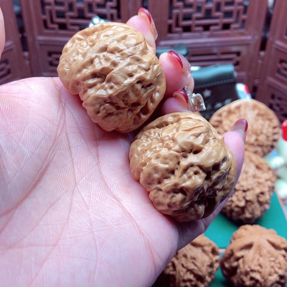 文玩核桃吊坠蛤蟆40+已打底