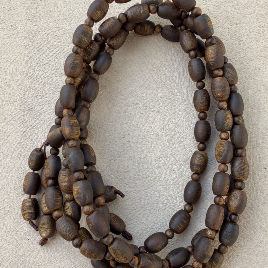 沉香沉香碎屑蓝宝石瘤疤多圈10*40 多样性发一