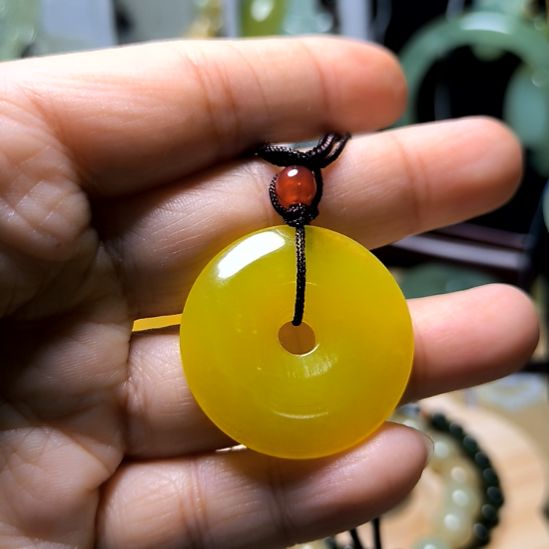 岫玉未镶嵌吊坠(不含链)