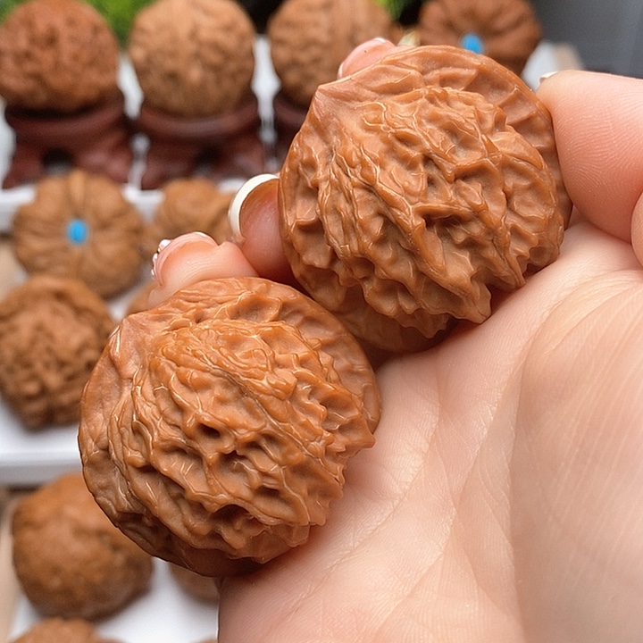 文玩核桃把件公子帽38全品