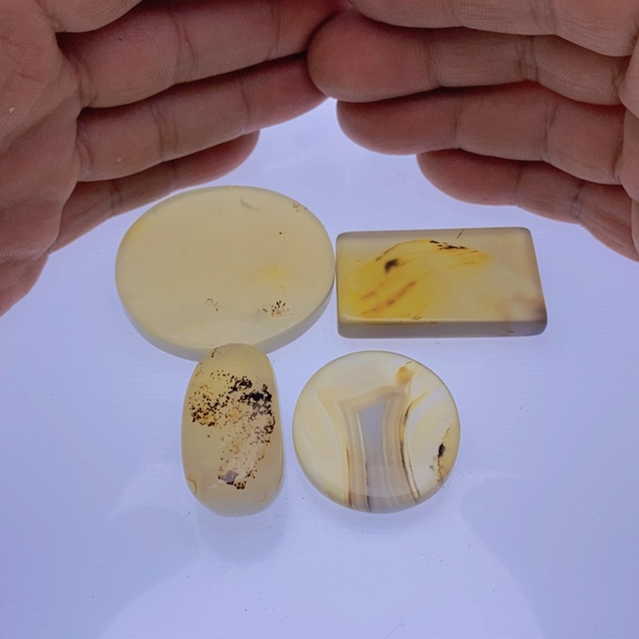 玛瑙/玉髓颈饰未镶嵌丫**?