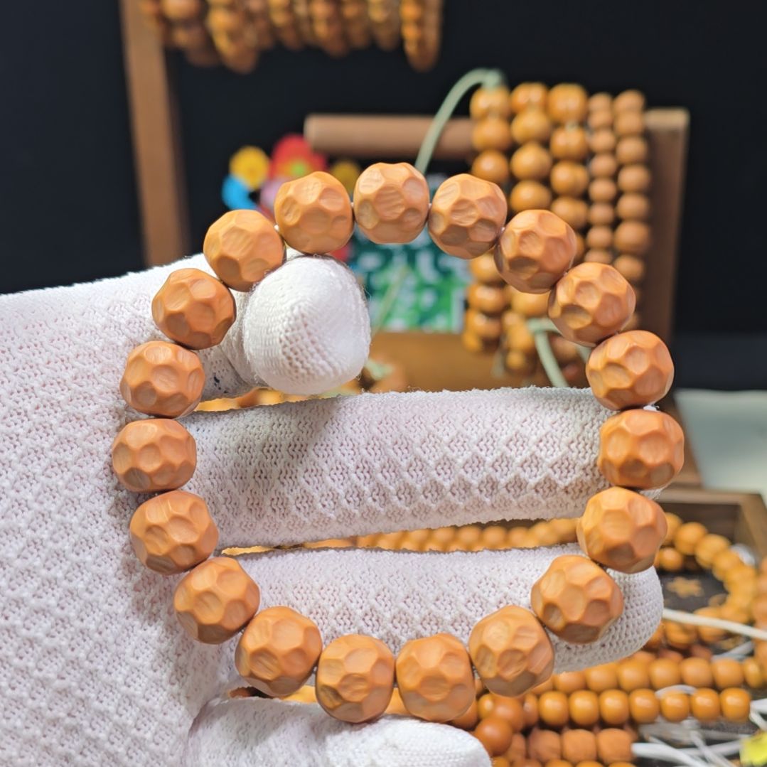 c***z猴头核桃手串全品刀痕无相奶酪