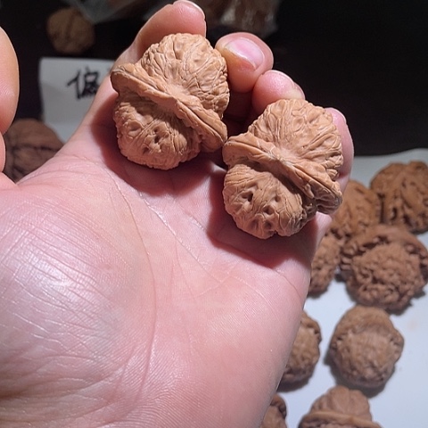 核桃元宝文玩核桃