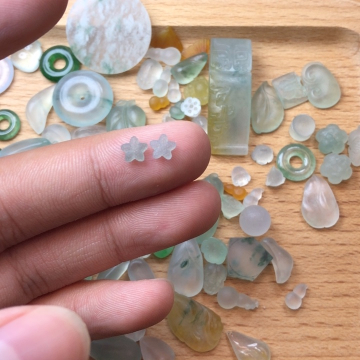 未镶嵌定制翡翠挂件