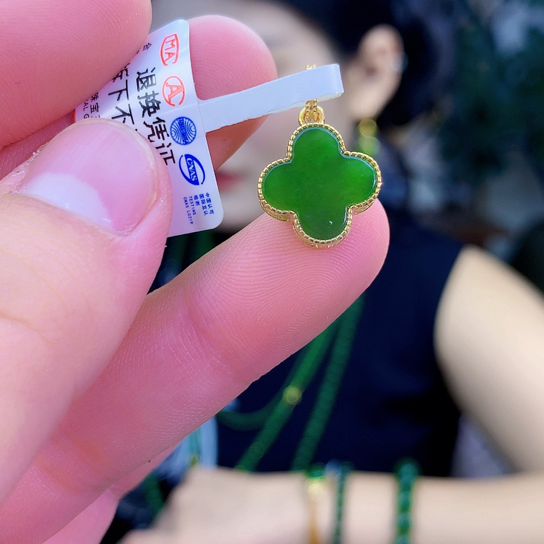 吊坠(不含链)银S925镶嵌和田玉（碧玉）吊坠