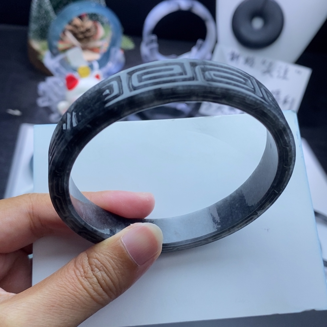 定制翡翠未镶嵌成品买断水墨回纹乌鸡65