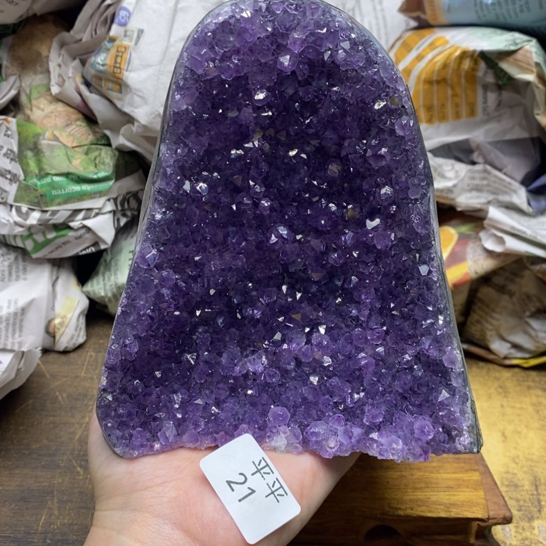 紫晶乌拉圭未镶嵌