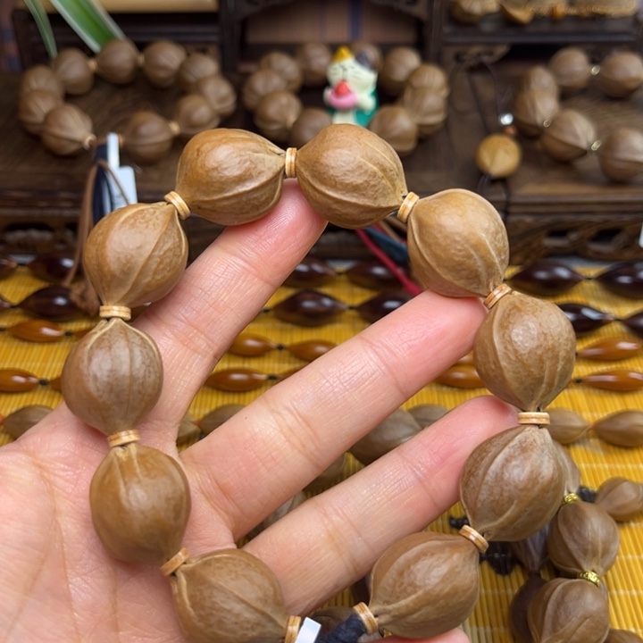 橄榄核手串/手链大**白梅林铁核2.0*2.5
