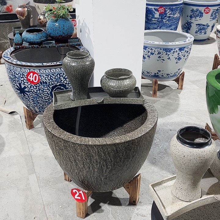 J***香景德镇陶瓷鱼缸艺术直径62高度42
