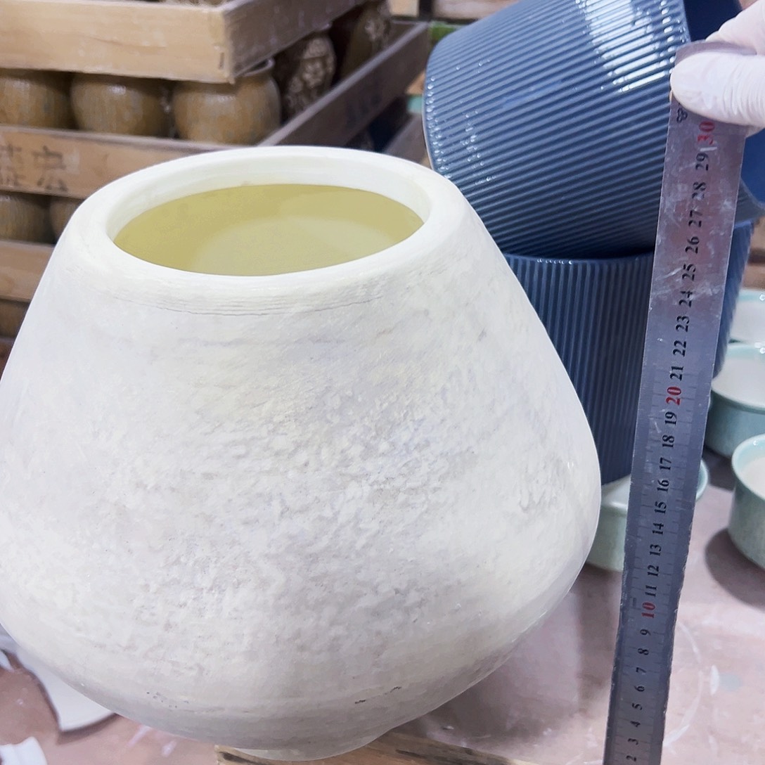 有孔外贸尾单陶瓷花盆凑单10米包邮