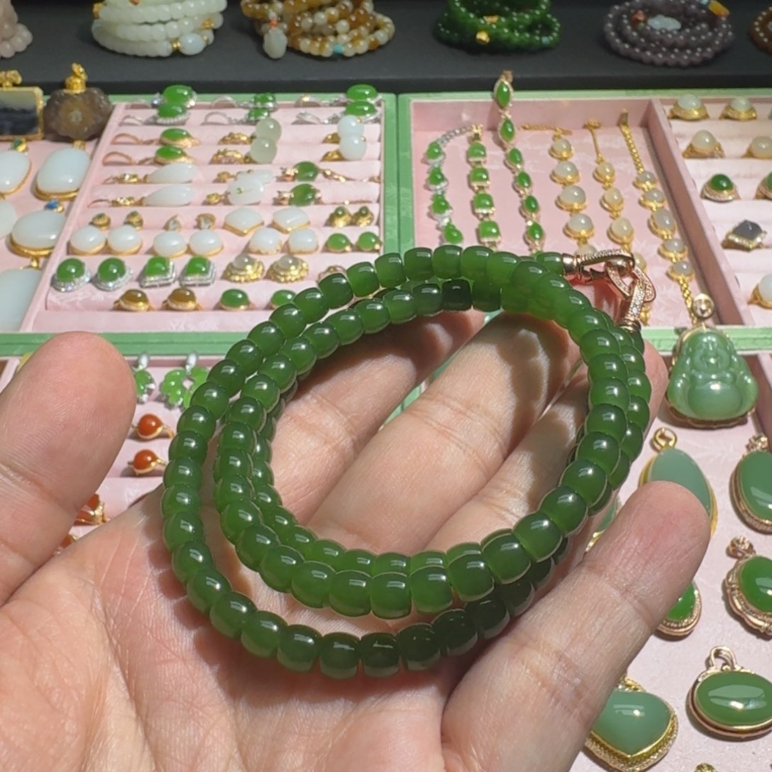 和田玉项链未镶嵌阳绿直切项链