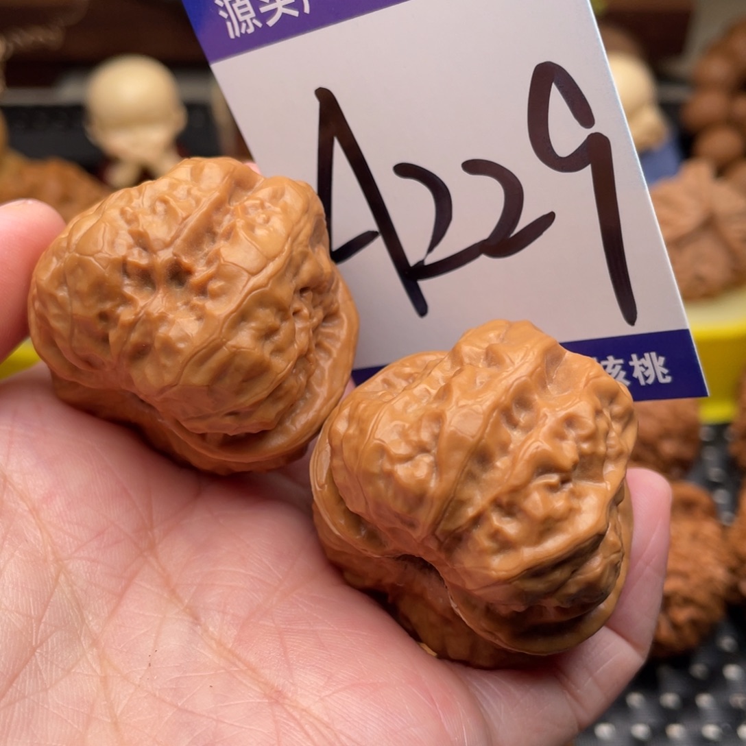 桃核把件蛤蟆头37