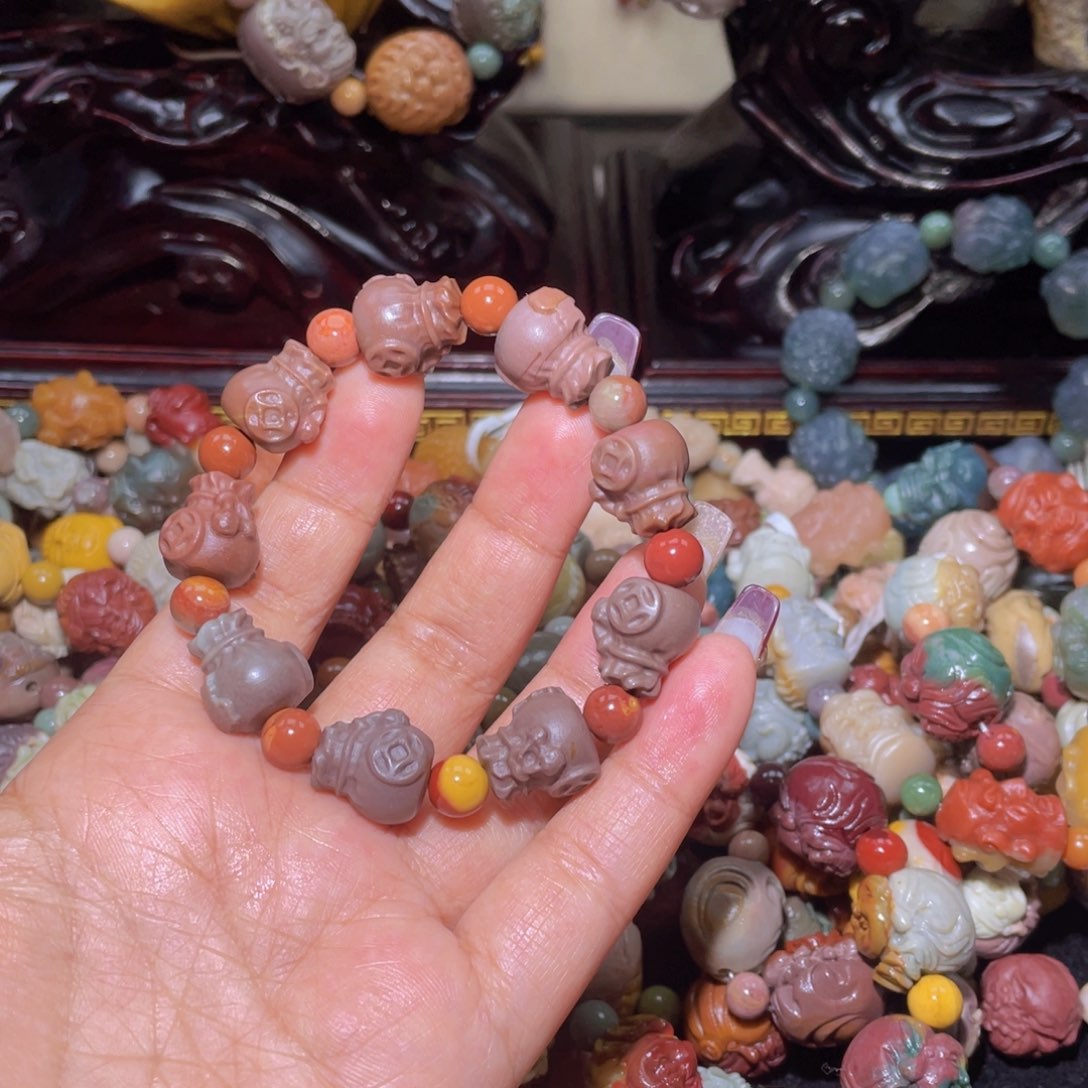 石英质玉手链未镶嵌