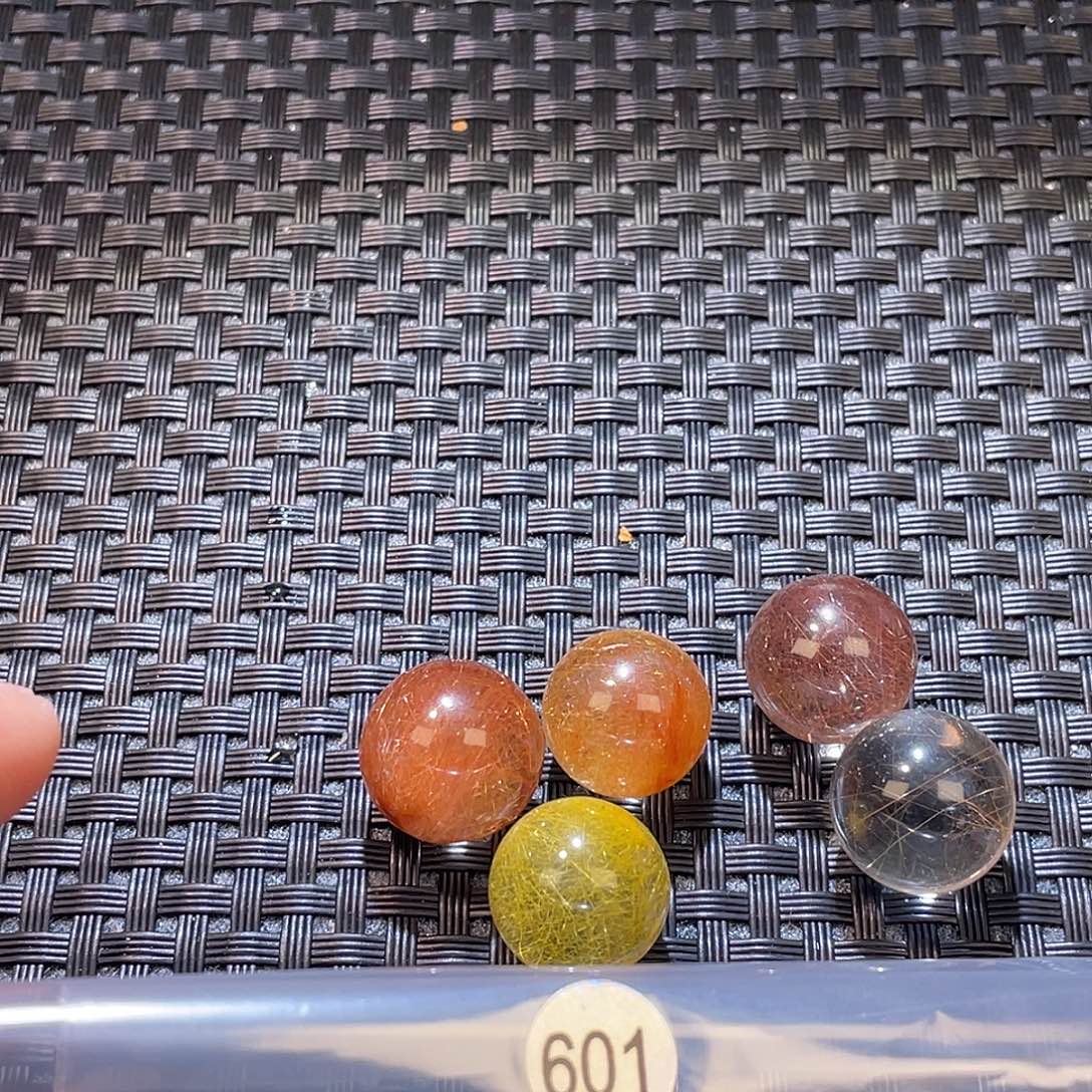 薇***喵未镶嵌水晶手链发晶