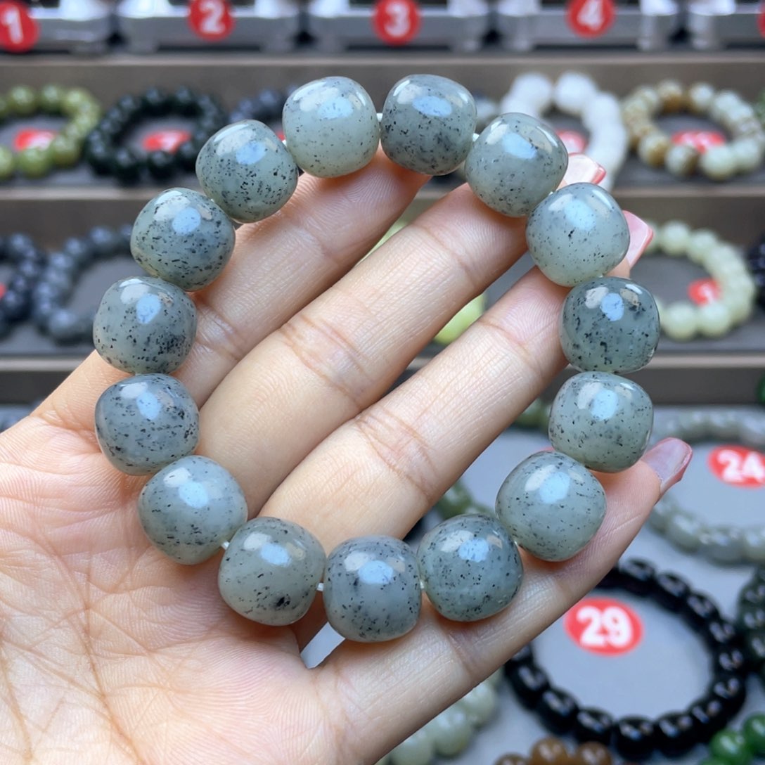 和田玉手链未镶嵌