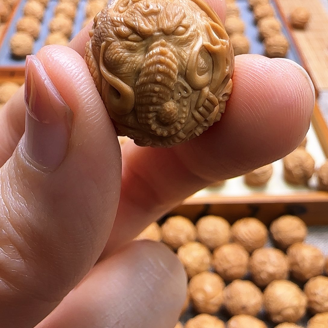 猴头核桃吊坠?****。顶工狮驼岭现货19➕送银管