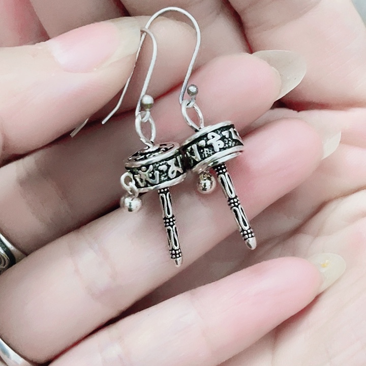 醉***好无925银小转经筒耳坠