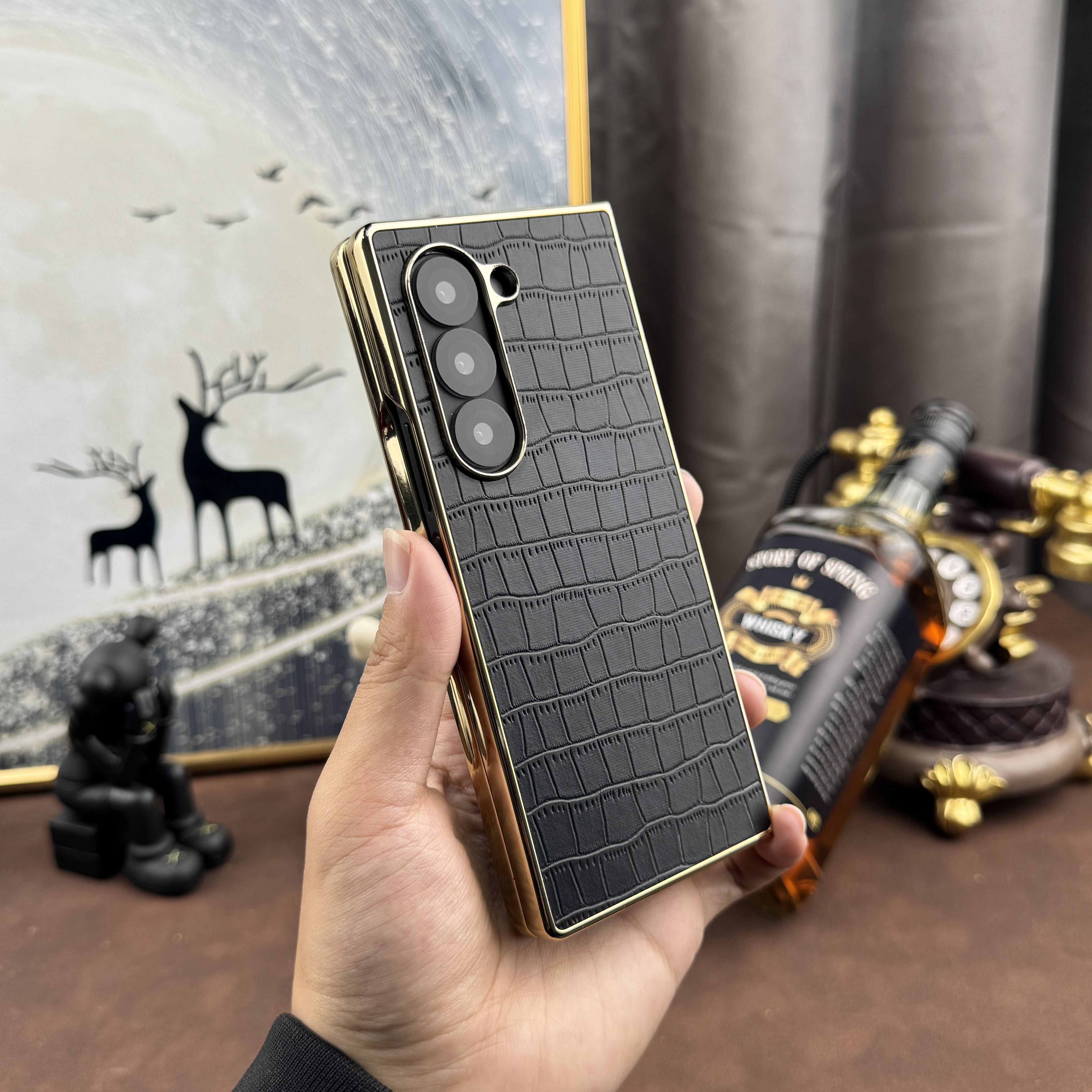 适用三星Zfold4567手机壳W26心系天下高档电镀鳄鱼皮纹商务简约男