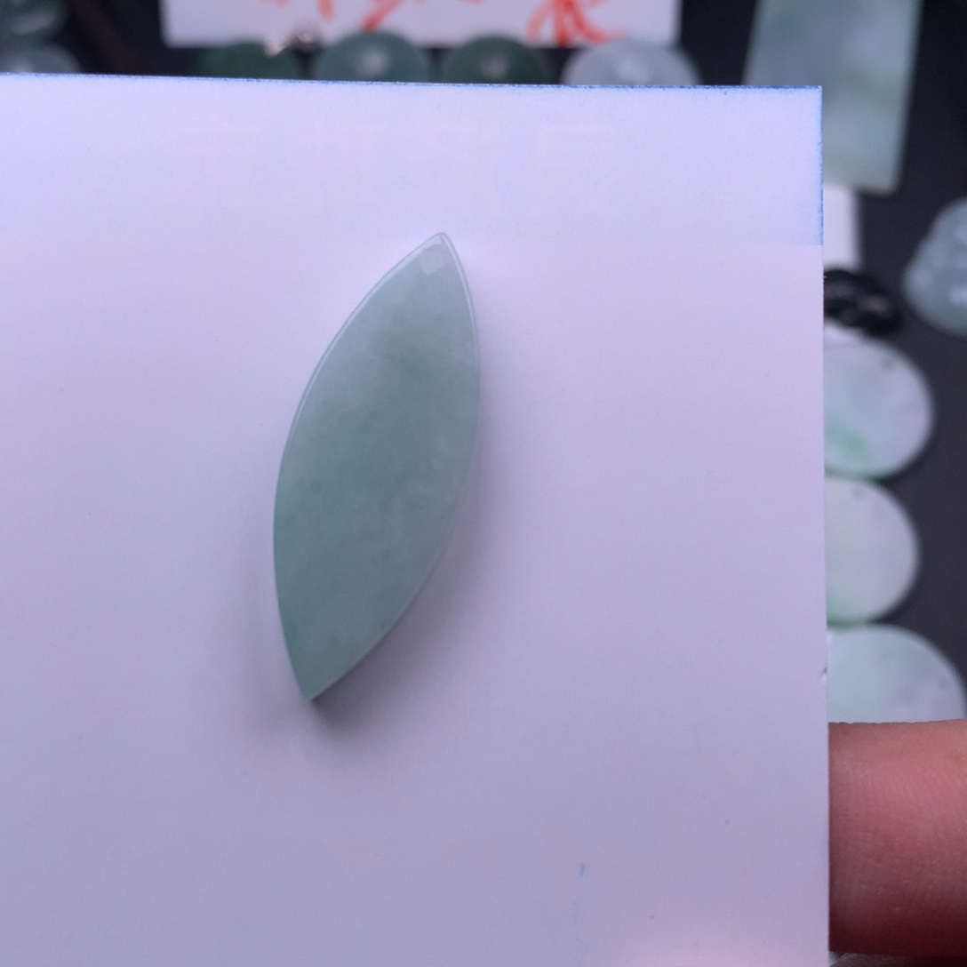 翡翠颈饰未镶嵌缅甸翡翠